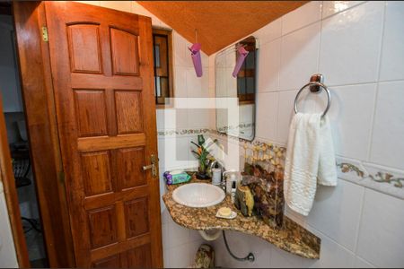 Lavabo de casa à venda com 4 quartos, 257m² em Grajaú, Rio de Janeiro