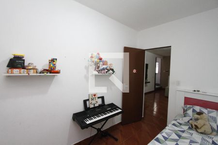 Quarto 1 de casa à venda com 3 quartos, 160m² em Estoril, Belo Horizonte