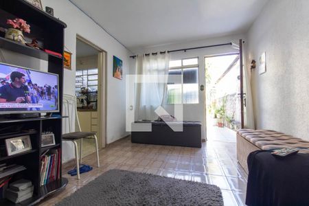 Sala de casa à venda com 4 quartos, 220m² em Chácara Califórnia, São Paulo