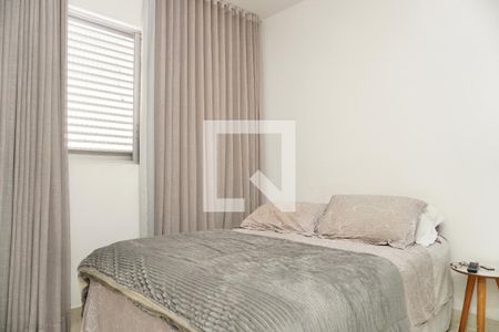 Suíte  de apartamento para alugar com 2 quartos, 56m² em Palmares, Belo Horizonte