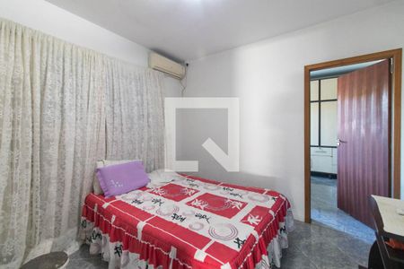 Quarto 1 de casa para alugar com 2 quartos, 75m² em Espírito Santo, Porto Alegre