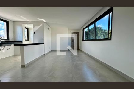 Sala de apartamento à venda com 3 quartos, 81m² em Nova Suíça, Belo Horizonte