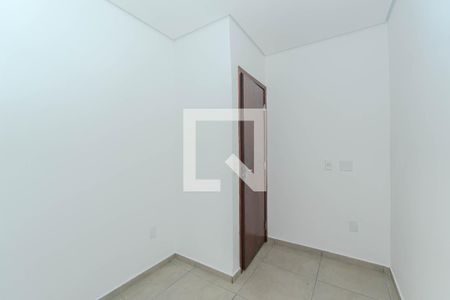 Quarto 2 de apartamento para alugar com 2 quartos, 40m² em Jardim do Tiro, São Paulo