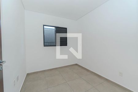 Quarto 1 de apartamento para alugar com 2 quartos, 40m² em Jardim do Tiro, São Paulo