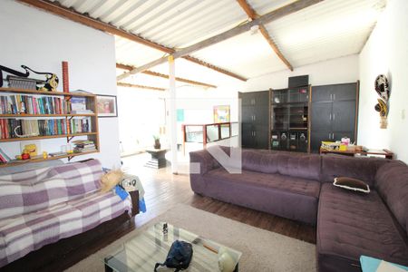 Sala 3 de casa à venda com 2 quartos, 200m² em Vila Santa Teresinha, São Paulo
