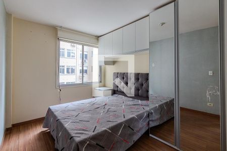 Quarto 1 de apartamento para alugar com 2 quartos, 60m² em Cristal, Porto Alegre