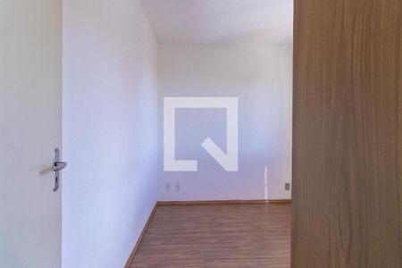 Quarto 1 de apartamento para alugar com 2 quartos, 42m² em Jardim Marilu, Cotia
