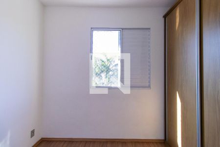 Quarto 1 de apartamento para alugar com 2 quartos, 42m² em Jardim Marilu, Cotia