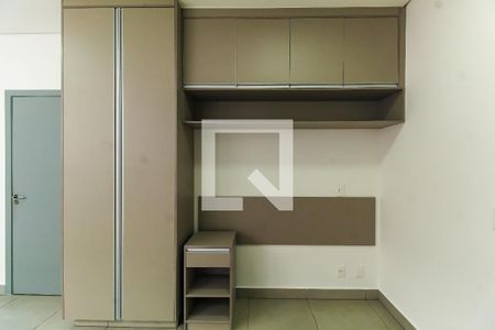 Sala/Quarto de kitnet/studio para alugar com 1 quarto, 19m² em Vila Regente Feijó, São Paulo