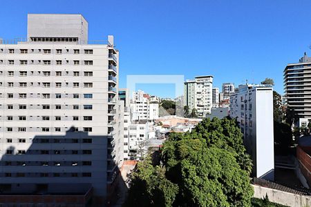 Apartamento à venda com 3 quartos, 180m² em Moinhos de Vento, Porto Alegre