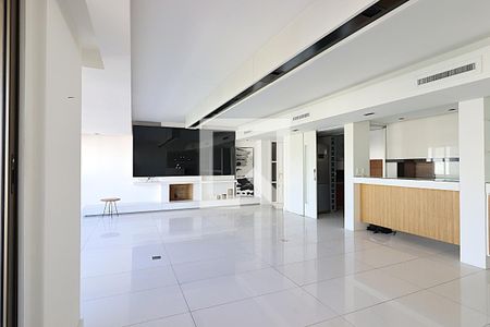 Apartamento à venda com 3 quartos, 180m² em Moinhos de Vento, Porto Alegre