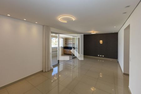 Sala 1 de apartamento para alugar com 4 quartos, 126m² em Vila da Serra, Nova Lima