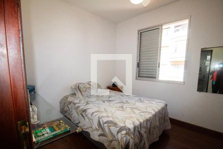 Quarto 01  de apartamento à venda com 3 quartos, 126m² em Grajaú, Belo Horizonte