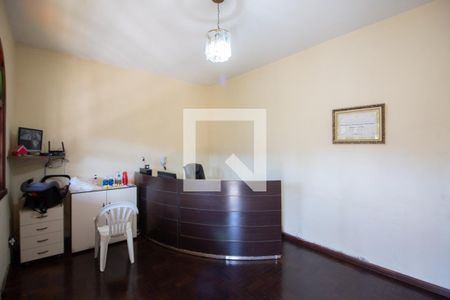 Sala 1 de casa à venda com 3 quartos, 500m² em Califórnia, Belo Horizonte