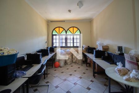 Sala 2 de casa à venda com 3 quartos, 500m² em Califórnia, Belo Horizonte