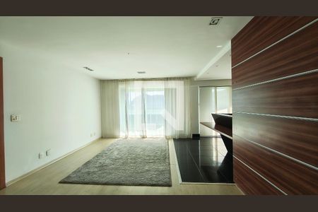 Sala de apartamento à venda com 1 quarto, 191m² em Barra da Tijuca, Rio de Janeiro