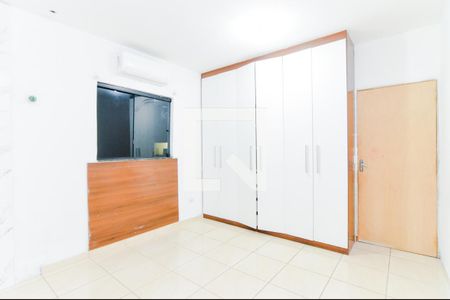 Quarto 1 de casa para alugar com 3 quartos, 80m² em Parque Jurema, Guarulhos