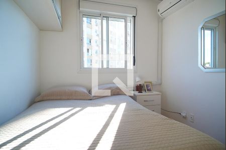 Quarto 2 de apartamento à venda com 3 quartos, 64m² em Jardim Itú, Porto Alegre
