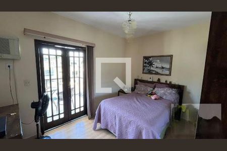 Casa à venda com 4 quartos, 250m² em Freguesia (Jacarepaguá), Rio de Janeiro