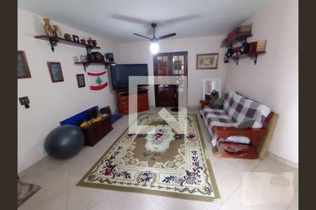 Casa à venda com 4 quartos, 600m² em Taquara, Rio de Janeiro
