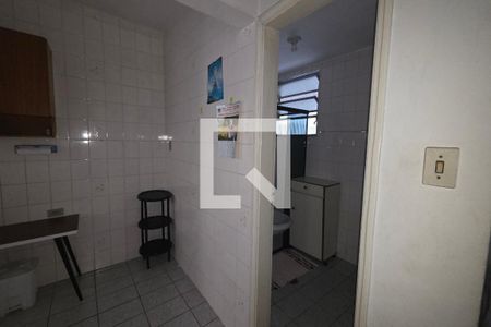 Sala de apartamento para alugar com 1 quarto, 55m² em Guilhermina, Praia Grande