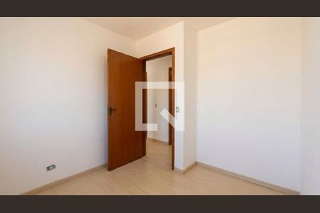 Quarto de casa à venda com 3 quartos, 100m² em Sítio Cercado, Curitiba