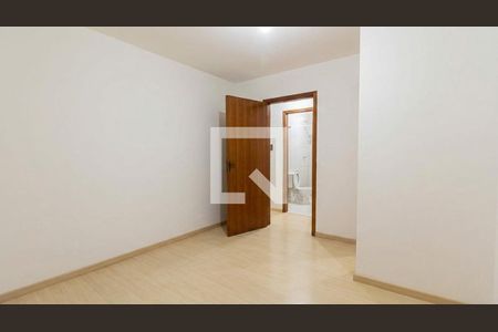 Quarto de casa à venda com 3 quartos, 100m² em Sítio Cercado, Curitiba