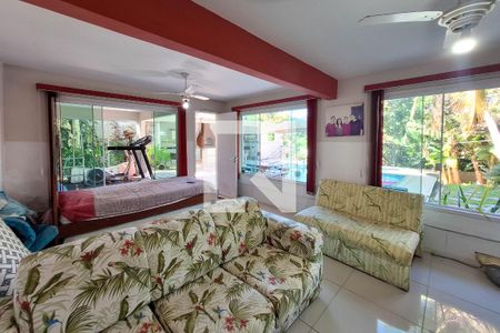 Sala 2 de casa de condomínio para alugar com 4 quartos, 277m² em Matapaca, Niterói