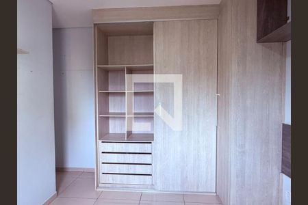 Quarto de apartamento à venda com 2 quartos, 56m² em Vila Iracema, Barueri