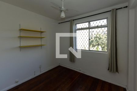 Quarto 1 de apartamento para alugar com 3 quartos, 120m² em Santo Antônio, Belo Horizonte