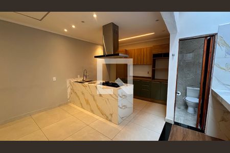 Casa para alugar com 2 quartos, 60m² em Conjunto Promorar Sao Luis, São Paulo