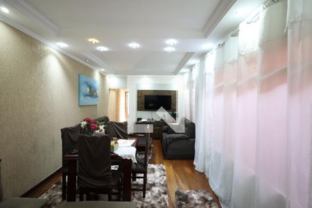 Sala de estar de casa à venda com 5 quartos, 201m² em Campo Grande, São Paulo