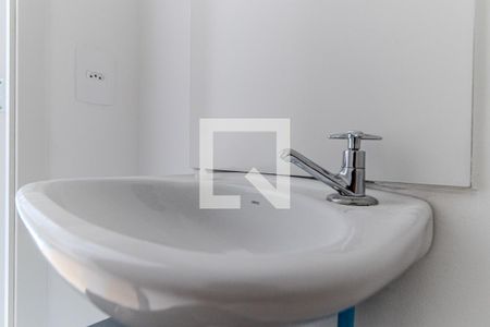 Banheiro de kitnet/studio à venda com 1 quarto, 19m² em República, São Paulo