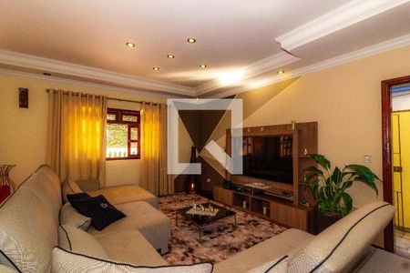 Casa à venda com 6 quartos, 500m² em Jardim Ubirajara (zona Sul), São Paulo