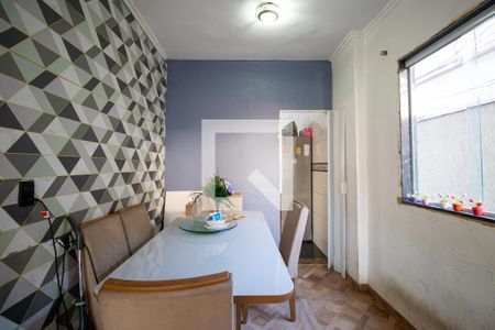 Sala de casa à venda com 4 quartos, 200m² em Vicente de Carvalho, Rio de Janeiro