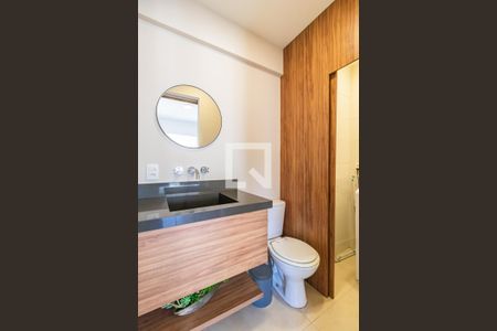 Banheiro Social de apartamento à venda com 1 quarto, 54m² em Alphaville Empresarial, Barueri