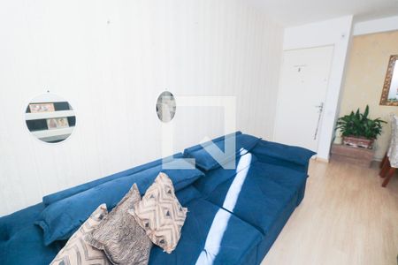 Sala de apartamento para alugar com 2 quartos, 45m² em Jardim Santa Cristina, Santo André