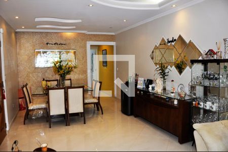 Detalhe - Sala e Sala de Jantar de casa à venda com 3 quartos, 260m² em Jardim Libano, São Paulo