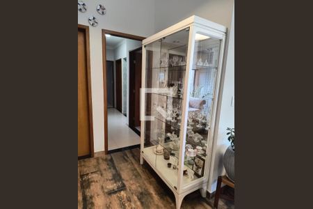 Sala de casa de condomínio à venda com 3 quartos, 180m² em Cidade Tamboré, Barueri