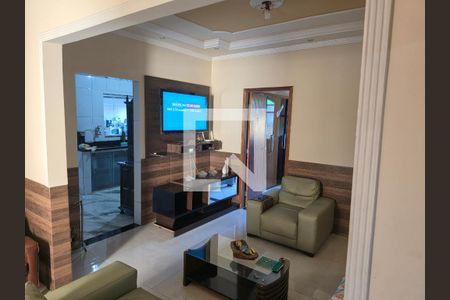 Casa para alugar com 3 quartos, 180m² em Sevilha (2a Seção), Ribeirão das Neves