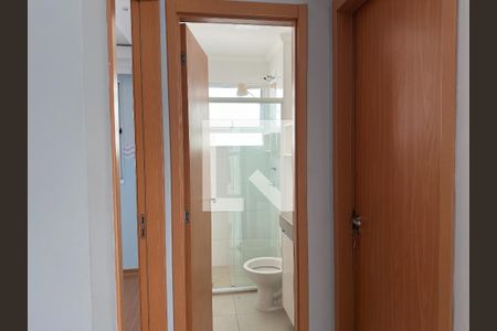 Corredor de apartamento para alugar com 2 quartos, 40m² em Vila Nova Alianca, Jacareí