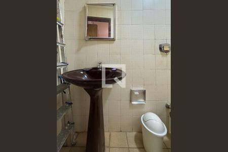 Banheiro Social de casa para alugar com 1 quarto, 55m² em Jardim Borborema, São Bernardo do Campo