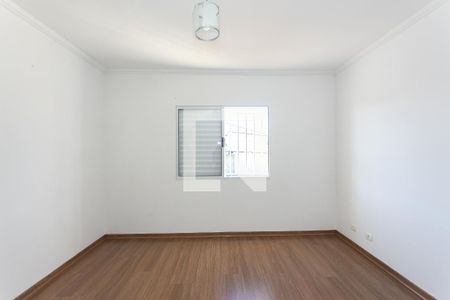 Quarto 2 de casa à venda com 2 quartos, 180m² em Vila Carrão, São Paulo