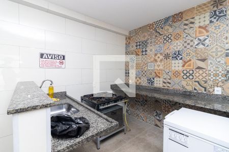 Cozinha de casa para alugar com 3 quartos, 225m² em Realengo, Rio de Janeiro