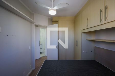 Quarto 1 de apartamento para alugar com 2 quartos, 50m² em Jardim Alzira, São Paulo