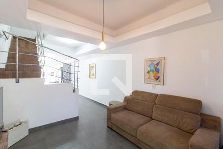 Sala de casa para alugar com 2 quartos, 103m² em Hípica, Porto Alegre