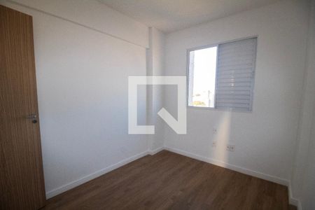 Quarto 01  de apartamento para alugar com 3 quartos, 71m² em Padre Eustáquio, Belo Horizonte