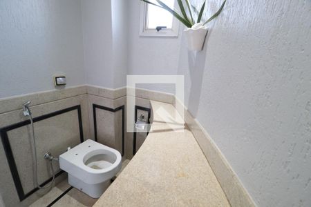 Lavabo de apartamento para alugar com 3 quartos, 217m² em Santa Mônica, Uberlândia