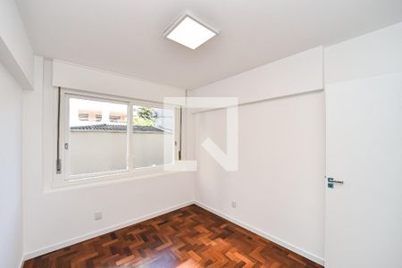 Quarto 1 de apartamento para alugar com 2 quartos, 66m² em Higienópolis, Porto Alegre
