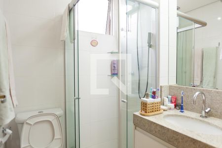 Banheiro Social de apartamento para alugar com 2 quartos, 67m² em Sion, Belo Horizonte